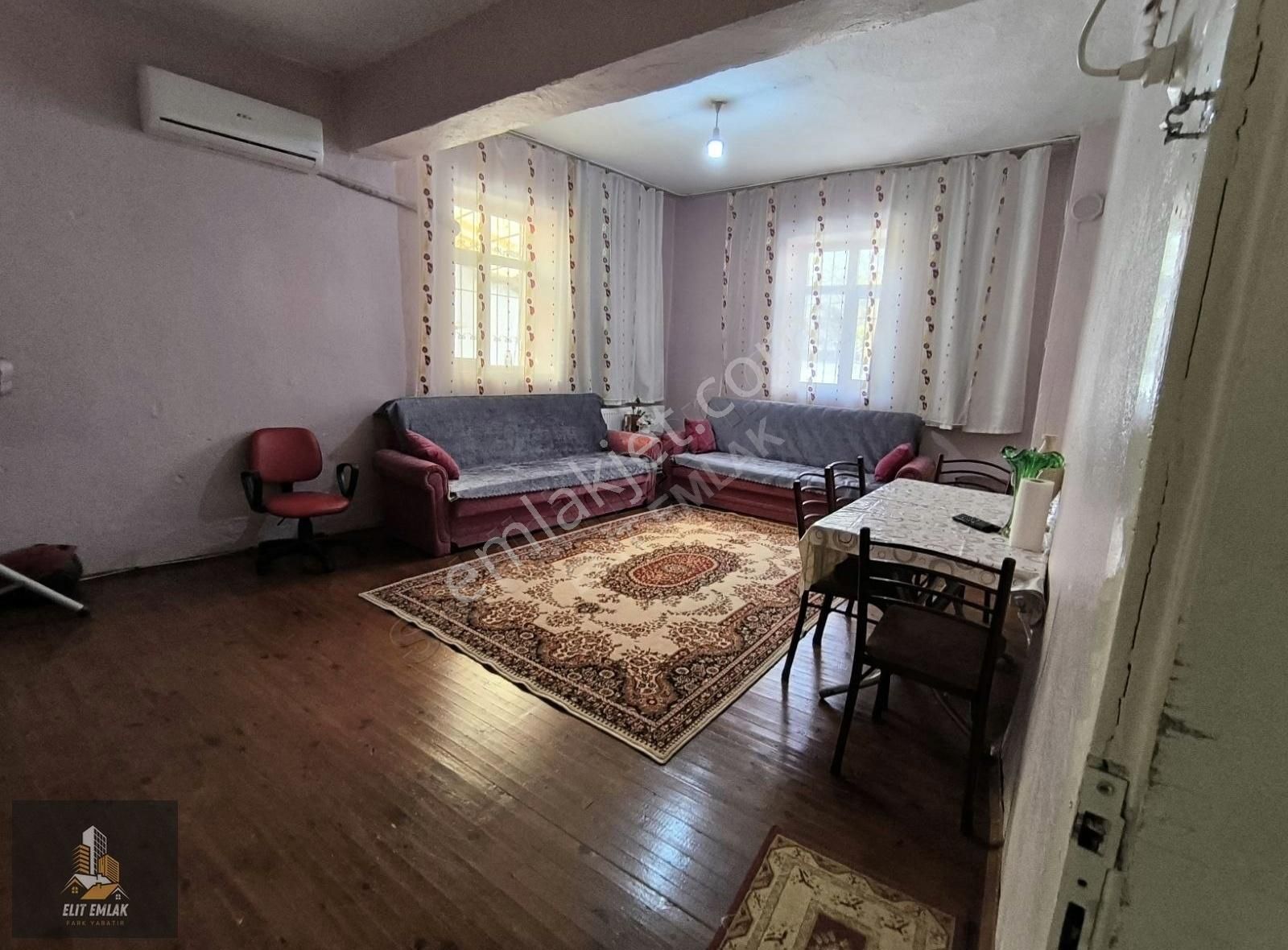 Elit Emlak'tan Paşa Mahallesi'nde Satılık Daire