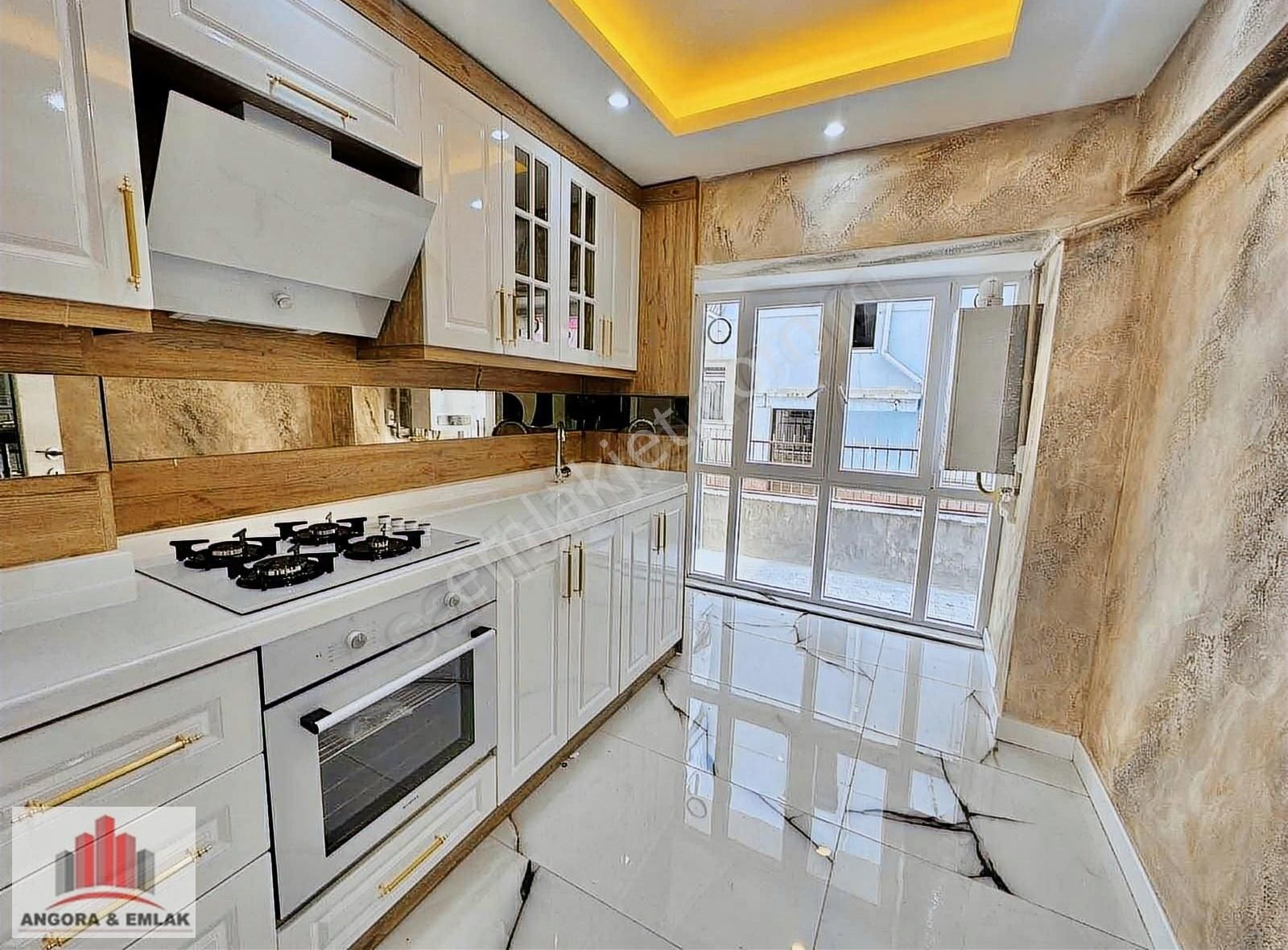 Sincan Maraşal Çakmak Mah. 2+1 Salon Bağımsız Full Yapılı