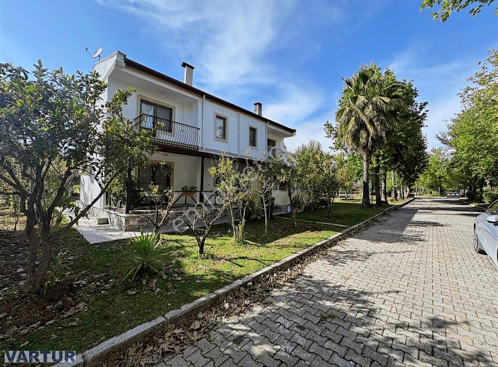 Fethiye 'de Beş Yıldızlı Oteller Bölgesinde Villa - Görsel 13
