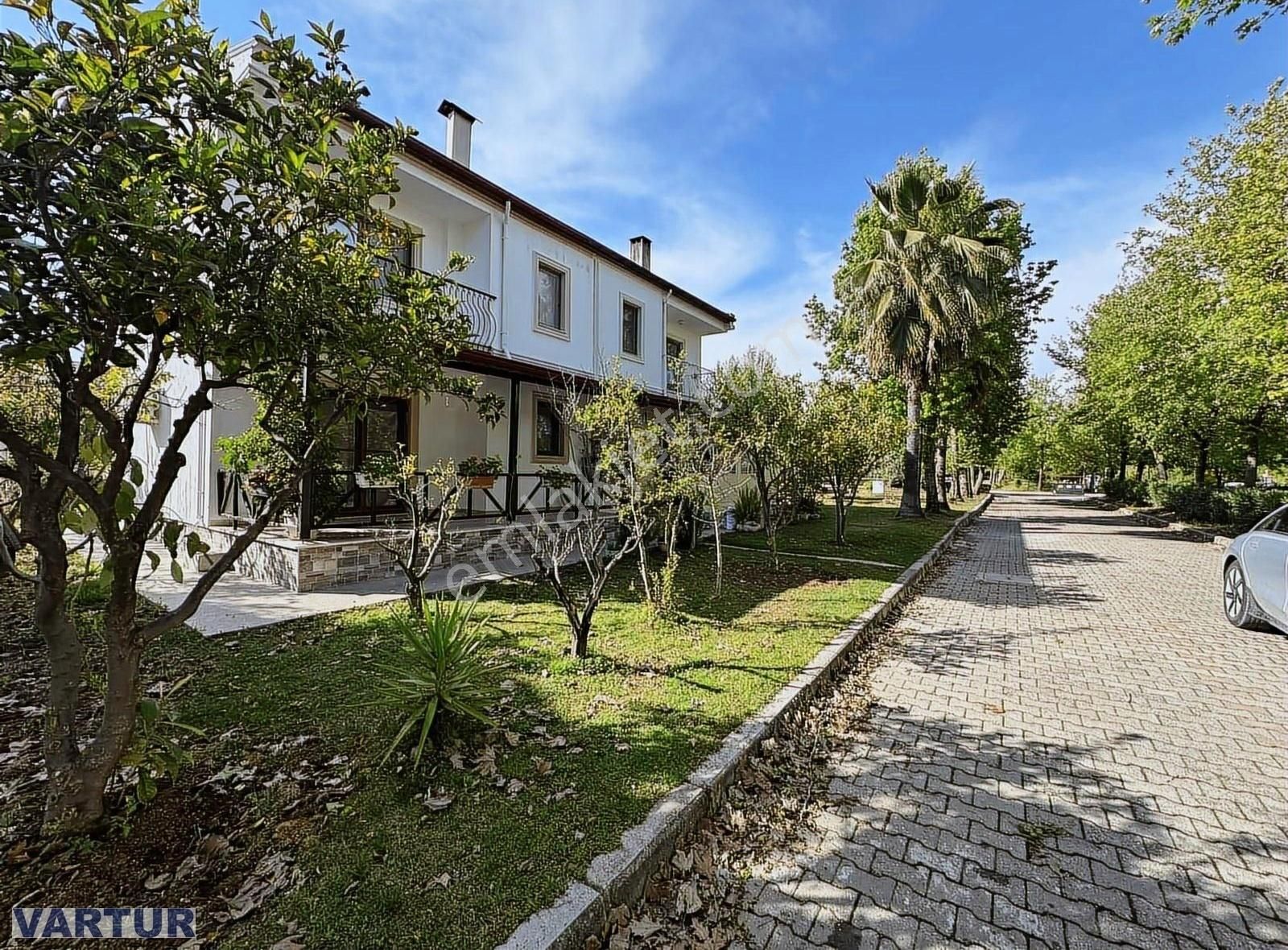 Fethiye 'de Beş Yıldızlı Oteller Bölgesinde Villa - Görsel 27