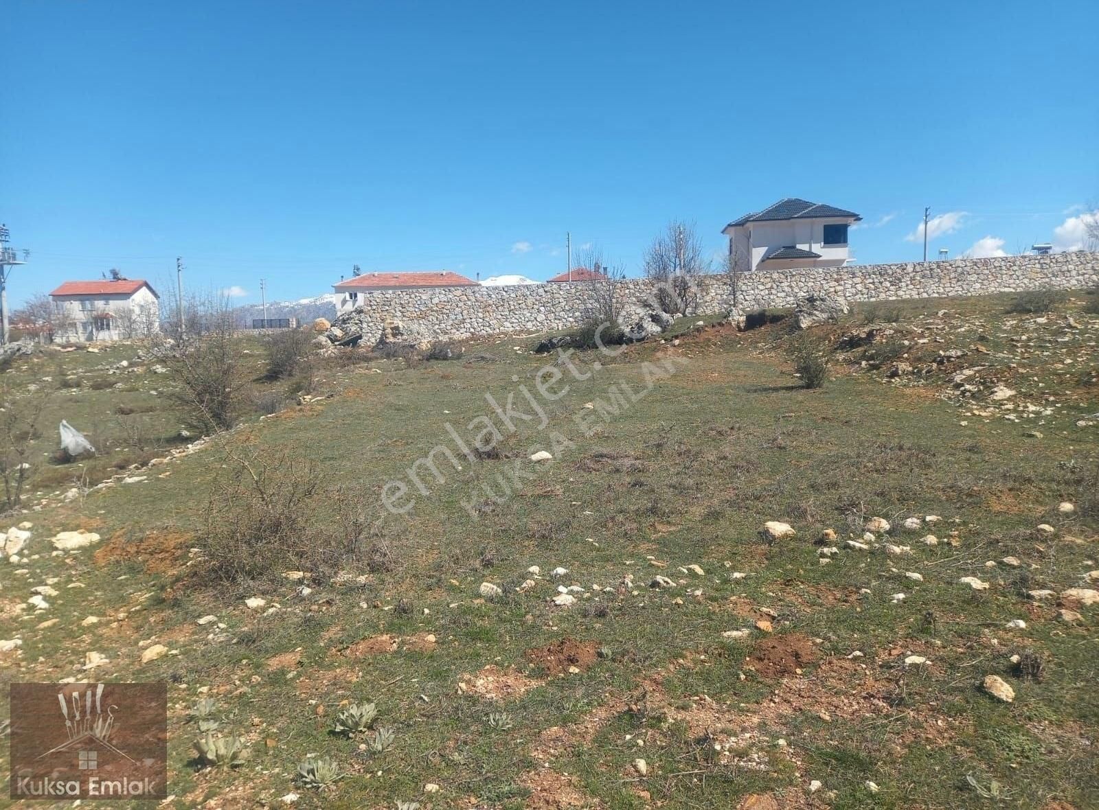 Muğla Seydikemer Yayla Ceylan Mah. 700m2 20/40 İmarlı Arsa
