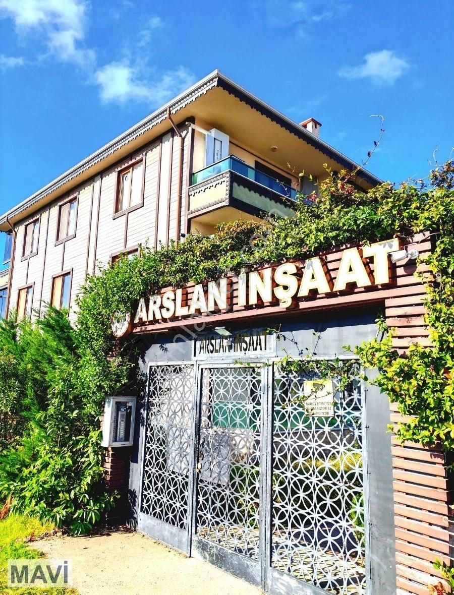 Aziziye'de Havuzlu Kombi Petekli Cam Balkonlu Eşyalı Arakatdaire - Görsel 21