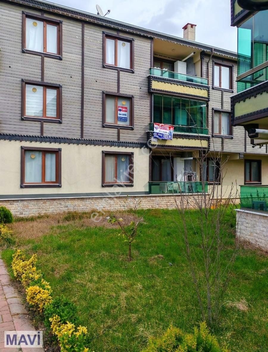 Aziziye'de Havuzlu Kombi Petekli Cam Balkonlu Eşyalı Arakatdaire - Görsel 9