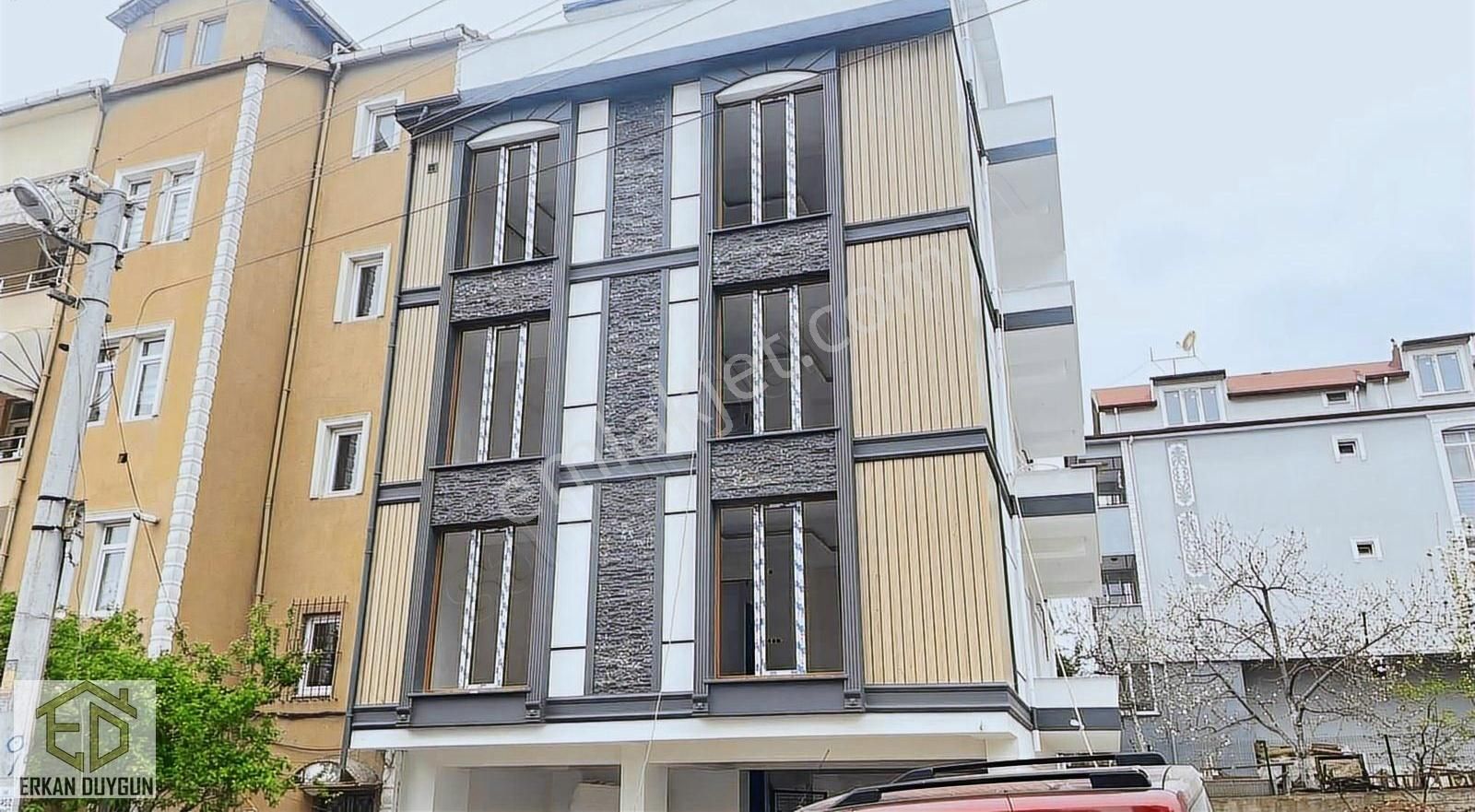 Yeniyalı Mah Satılık Sıfır Çatı Dublex 2+1 Odalı 120m2