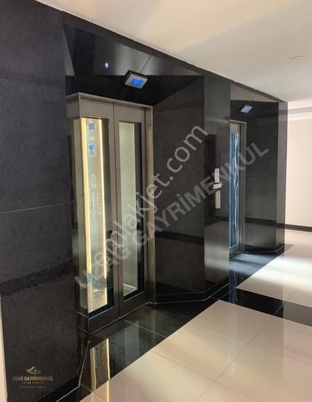 Uzağ Gayrimenkul-hatay A Plaza Da 2+1 Eşyalı Kiralık Ofis