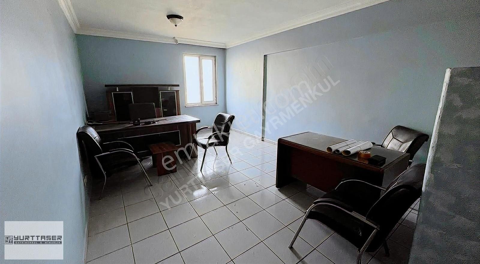 Otocenter Galericiler Sitesinde Merkez Blok 30m2 Büyük Tip Ofis