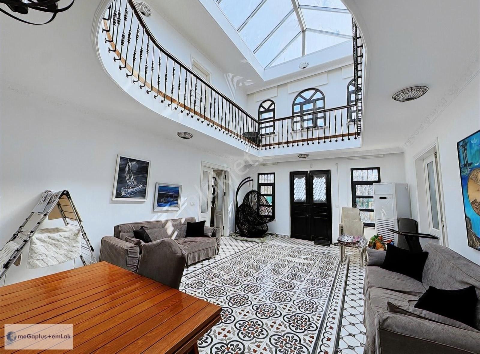 Şile Kumbaba Mahallesinde Çok Özel 450m2 Lüks 7+2 Havuzlu Villa - Görsel 10