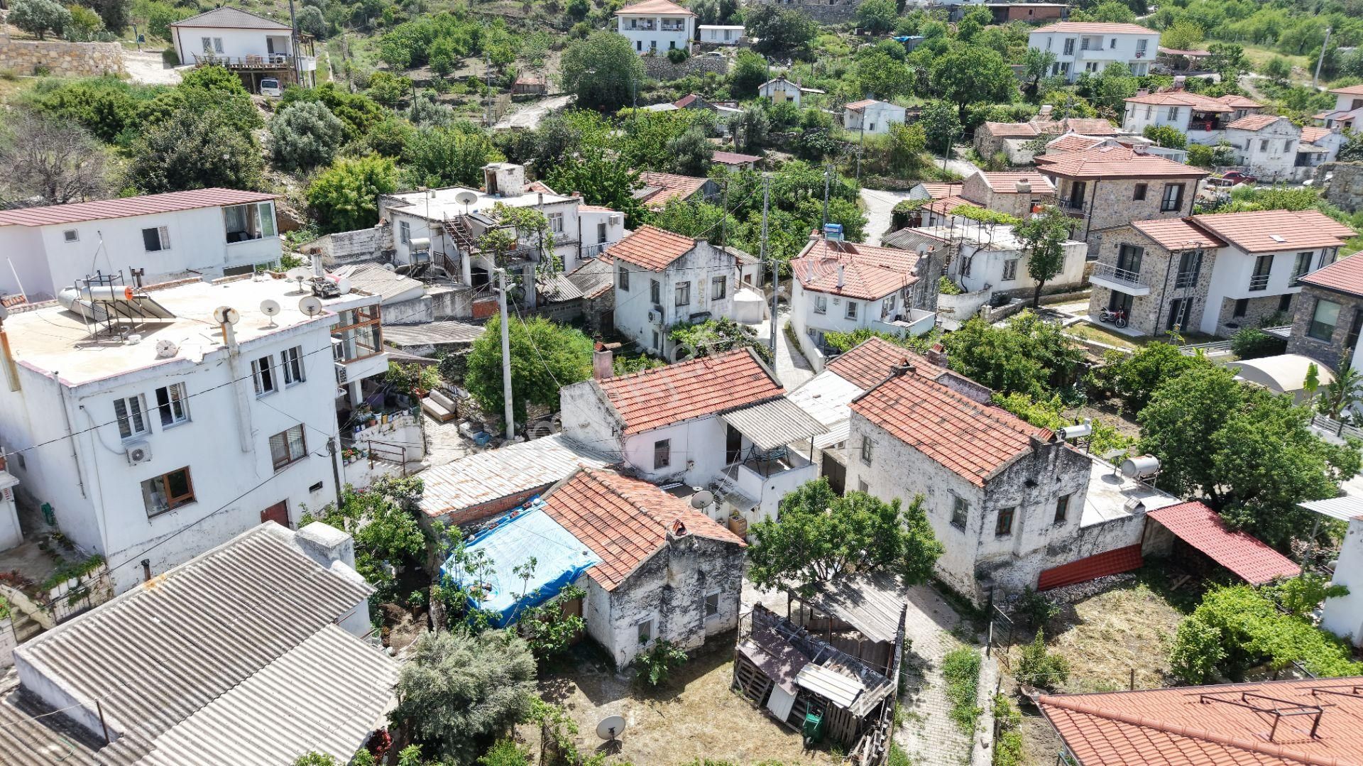Datça Hızırşah Mahallesinde (20/40) Emsal 248m² Arsa Ve Kagir Ev