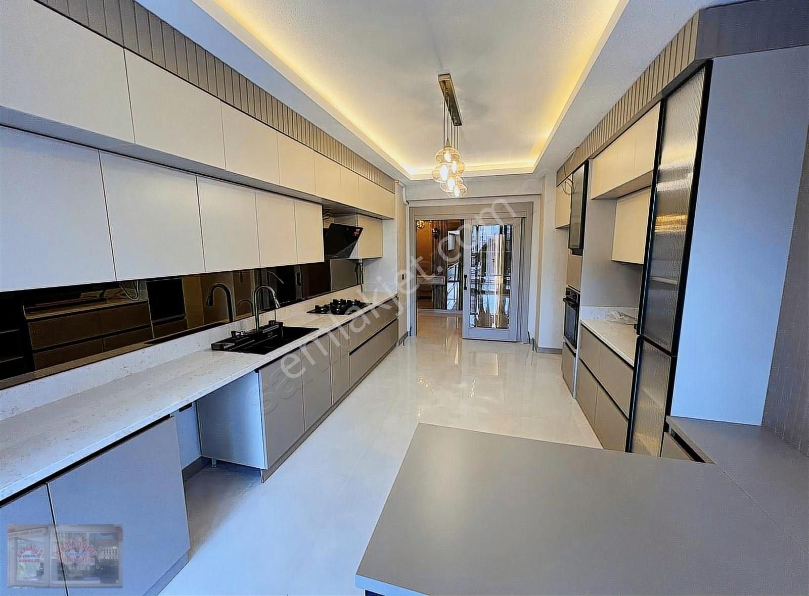 Ortadoğu'dan Satılık 4+1 Lüx Daire - Görsel 35