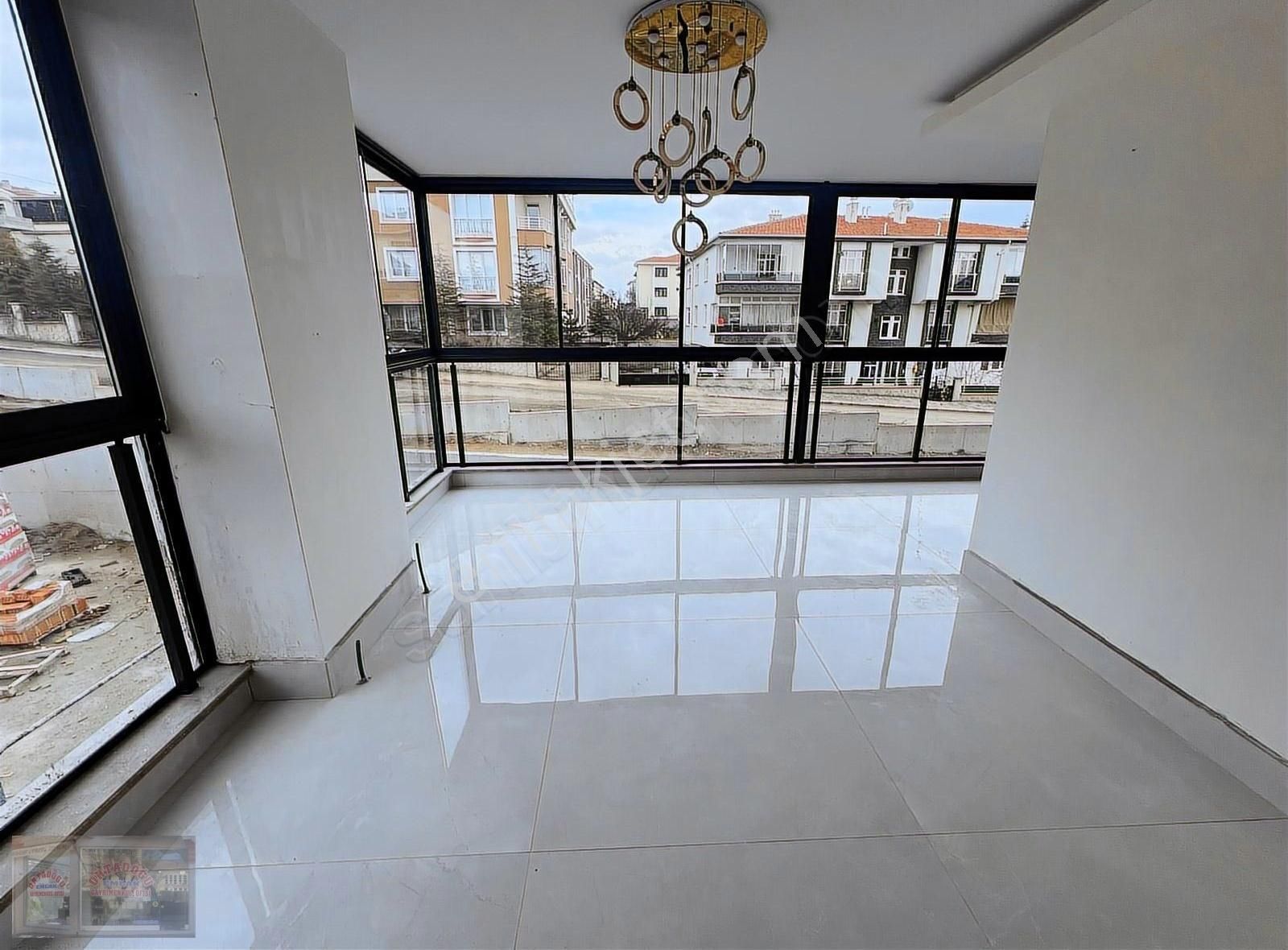 Ortadoğu'dan Satılık 4+1 Lüx Daire - Görsel 14