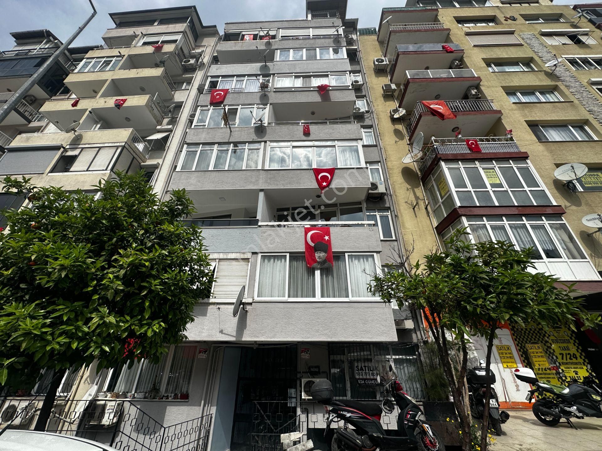 Göztepe Susuzdede İnönü Caddesi Üzerinde Satılık 3+1 Daire
