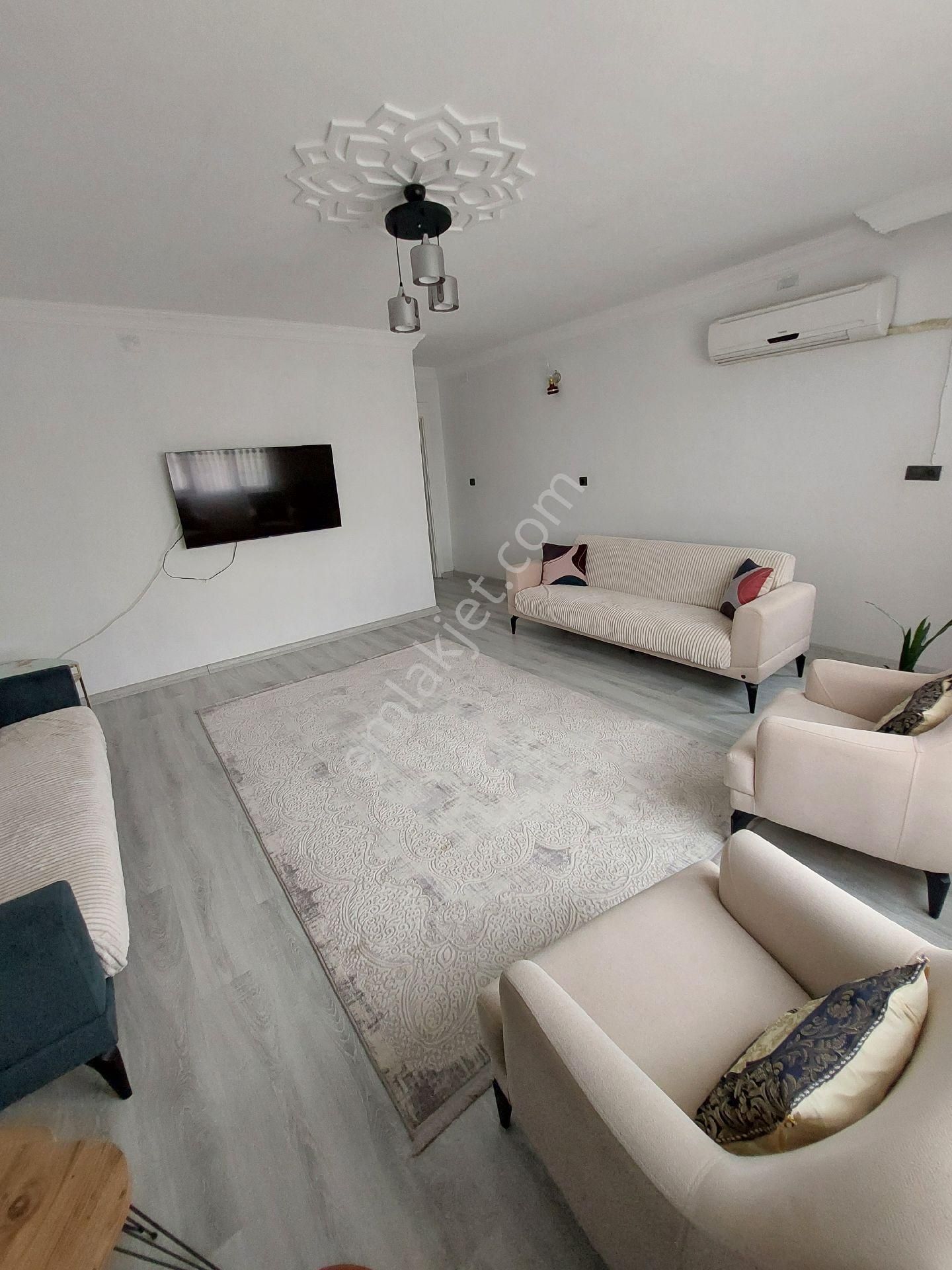 Bilge Emlaktan Çağdaş Mahalesınde Satılık 3.5 Katlı Müstakil Ev - Görsel 4