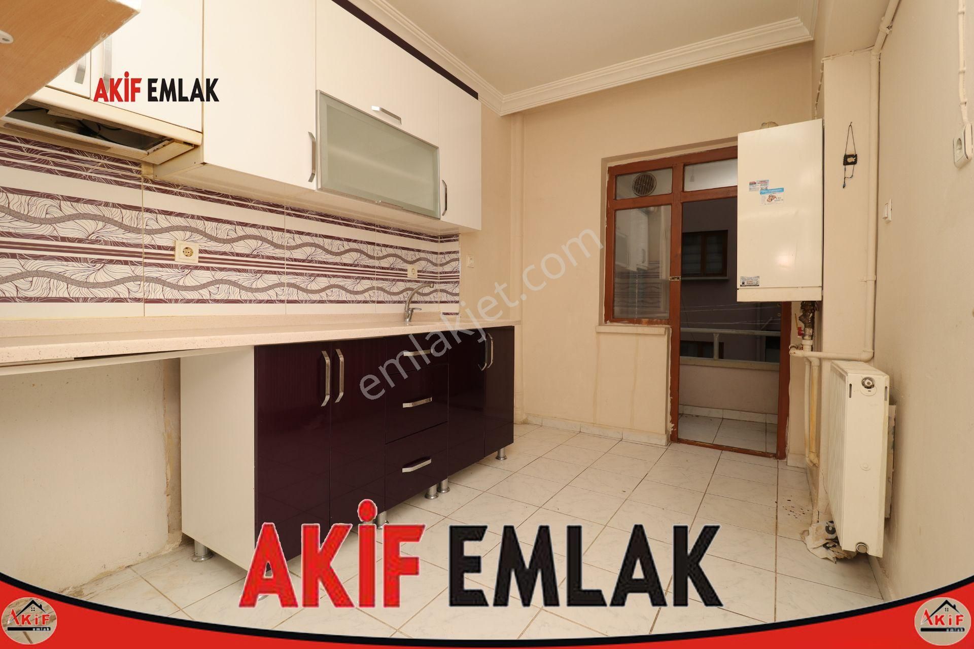 Akif'ten Elvankent 14.cadde Yanında Ara Kat 3+1 Kiralık Daire