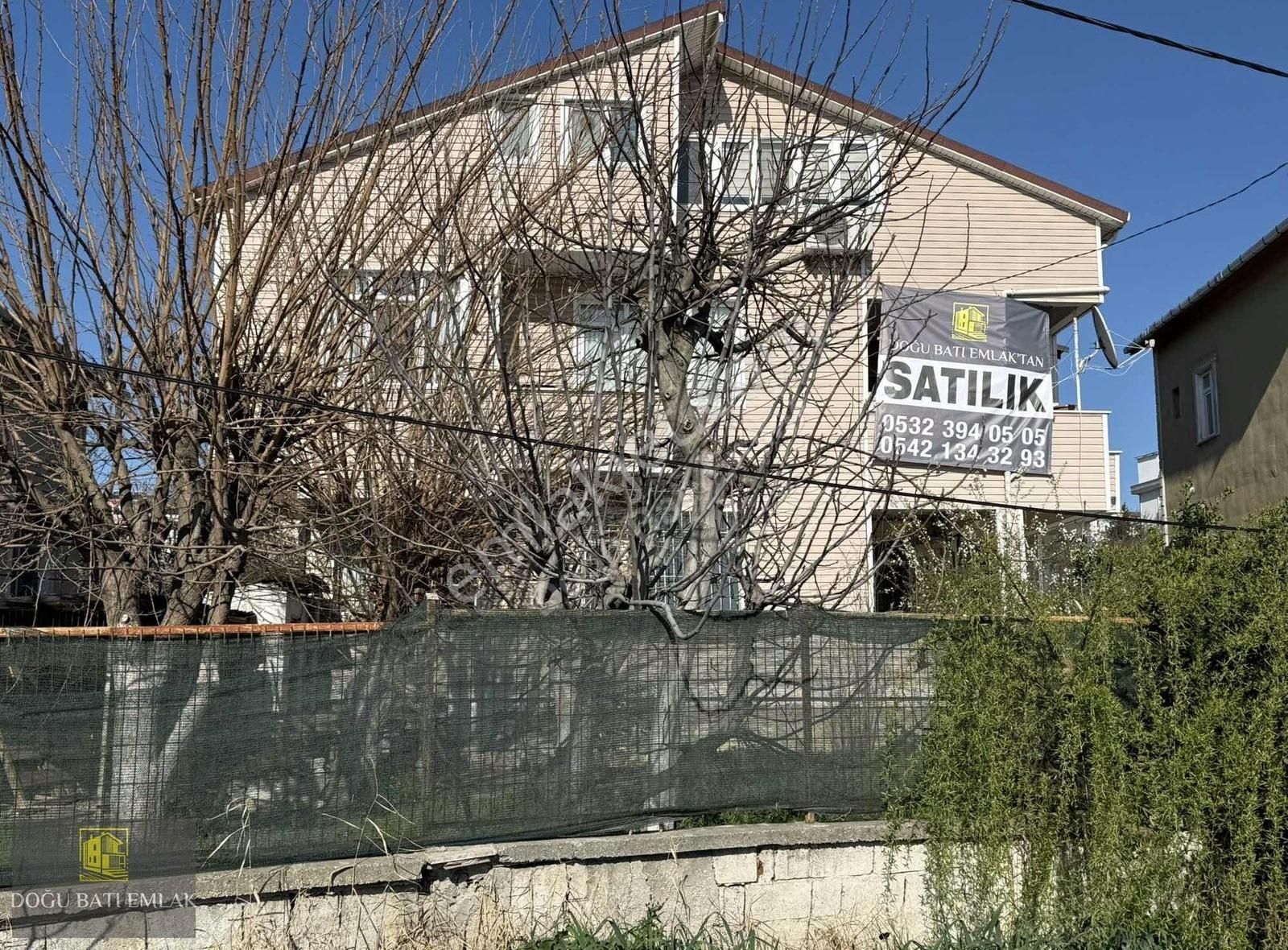 E-5 Cephe Kumburgaz Mevki 3 Daireli Bahçeli Müstakil Bina - Görsel 2