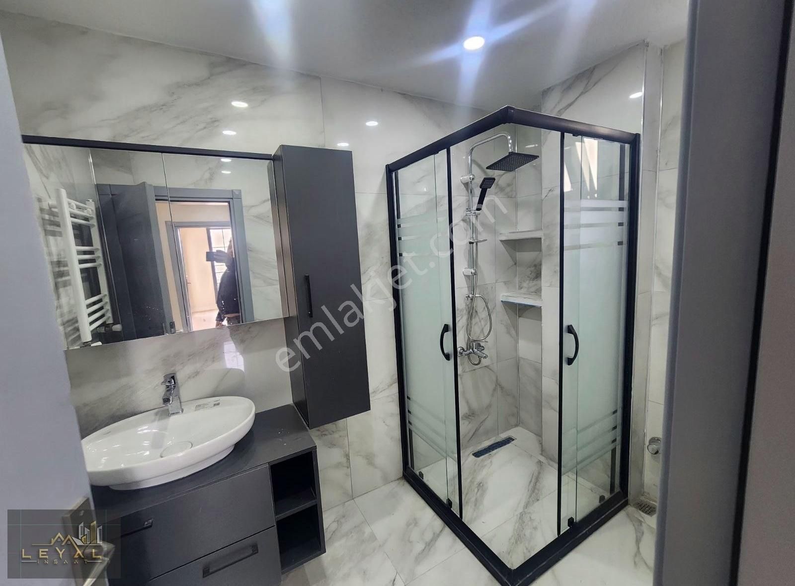 Leyal Gruptan Satılık Ultra Lüx Havuzlu Peyzajlı Villa - Görsel 9