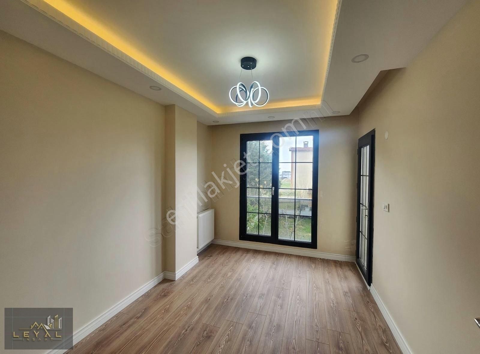 Leyal Gruptan Satılık Ultra Lüx Havuzlu Peyzajlı Villa - Görsel 7