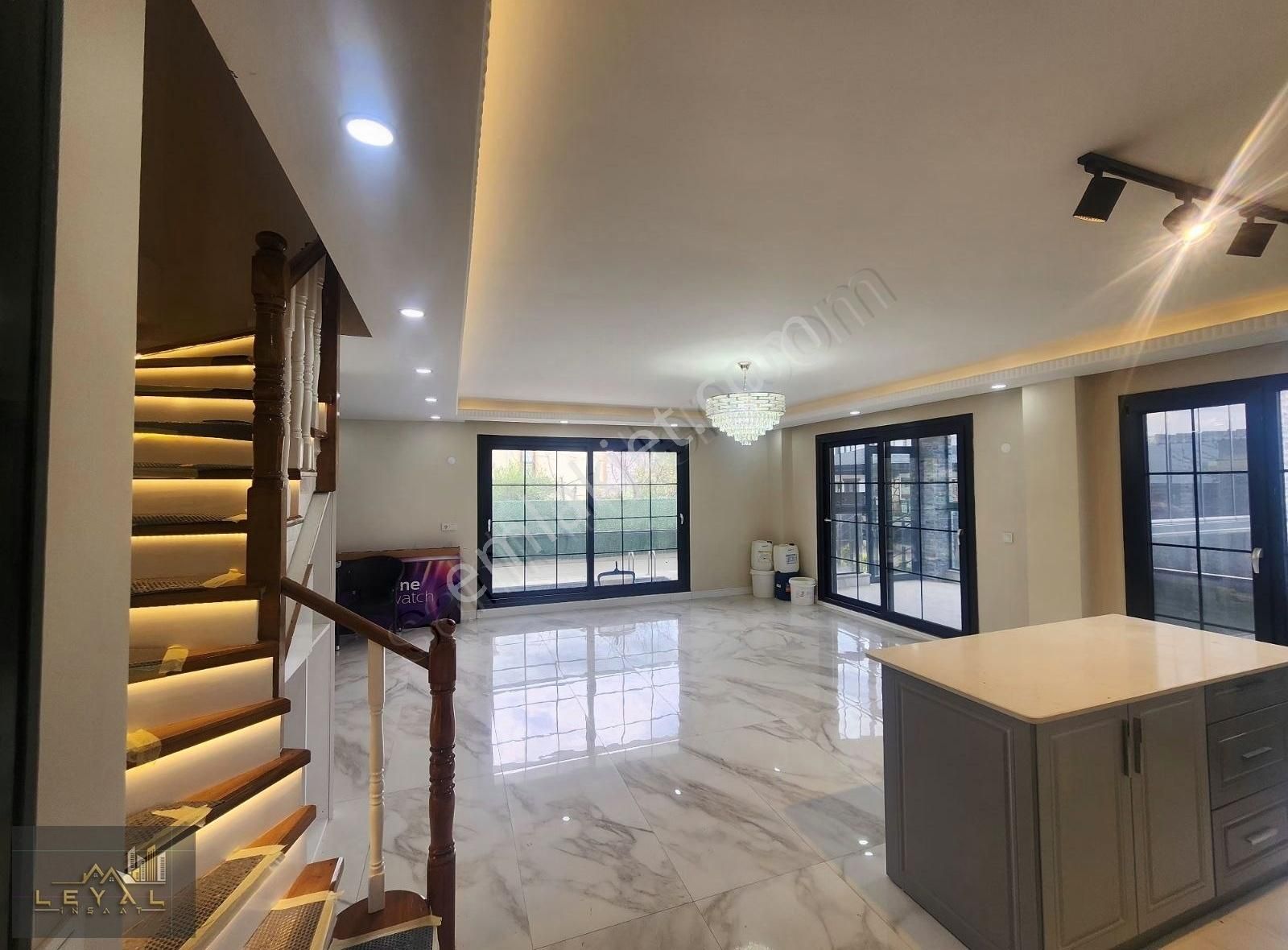 Leyal Gruptan Satılık Ultra Lüx Havuzlu Peyzajlı Villa - Görsel 31