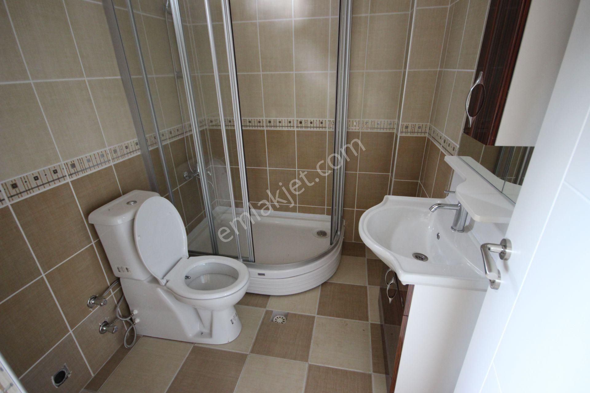 Muhteşem Doğa Manzaralı Havuzlu Bakımlı Villa - Görsel 20