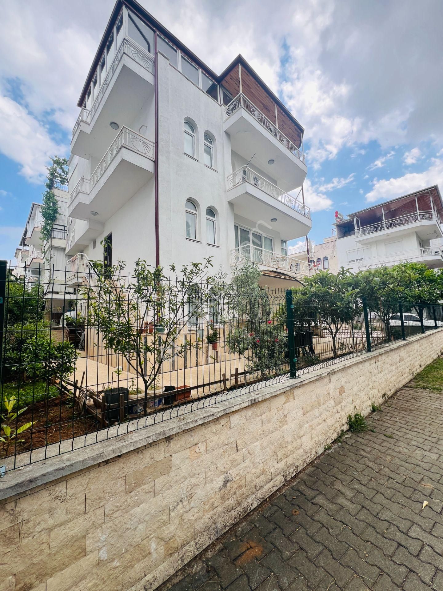 Muhteşem Doğa Manzaralı Havuzlu Bakımlı Villa - Görsel 5