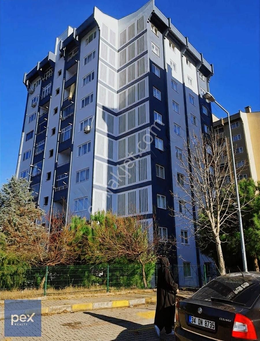 Metro Şeyhli Durağında -toki Sitesi -çok Sağlam
