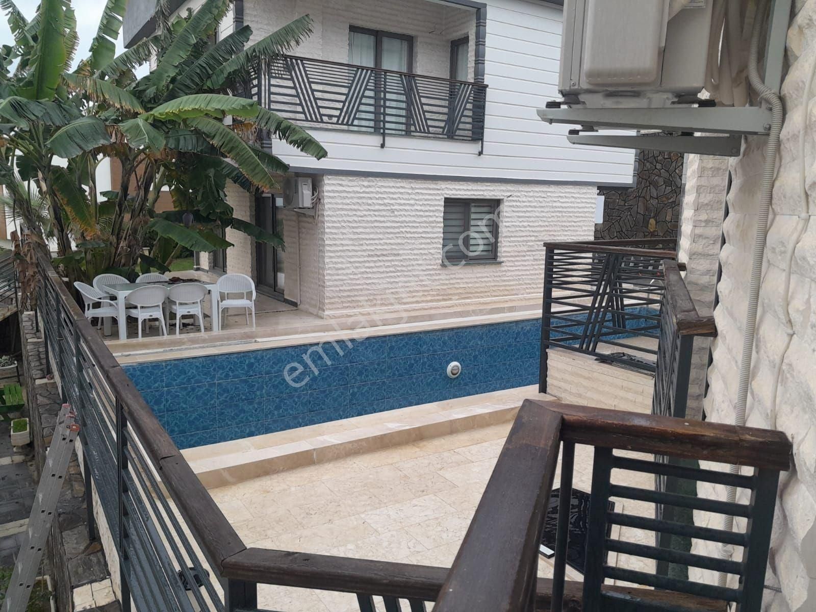 Kuşadası Kadınlar Denizi Satılık 4+1 Dublex Villa - Görsel 2