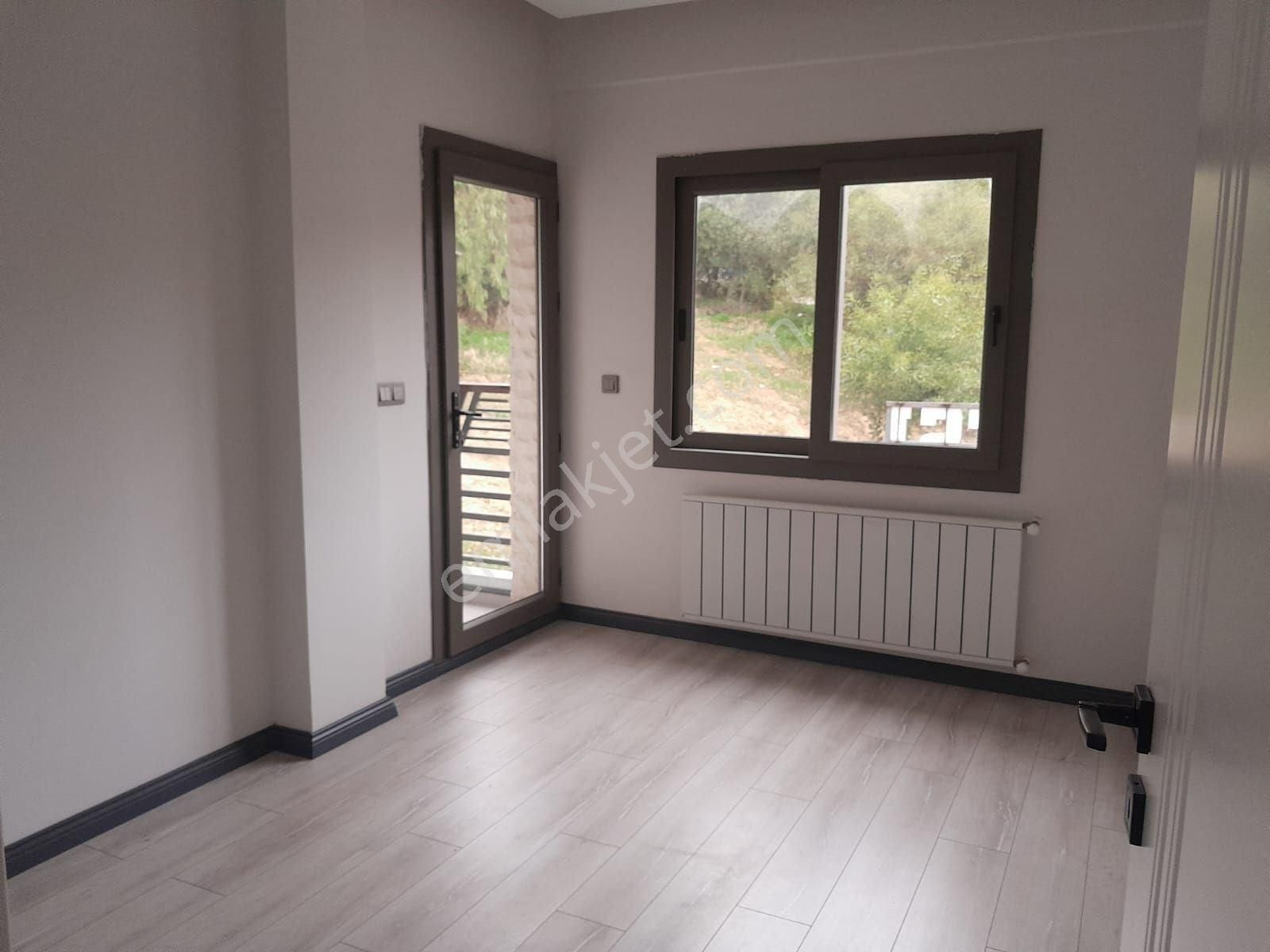 Kuşadası Kadınlar Denizi Satılık 4+1 Dublex Villa - Görsel 9