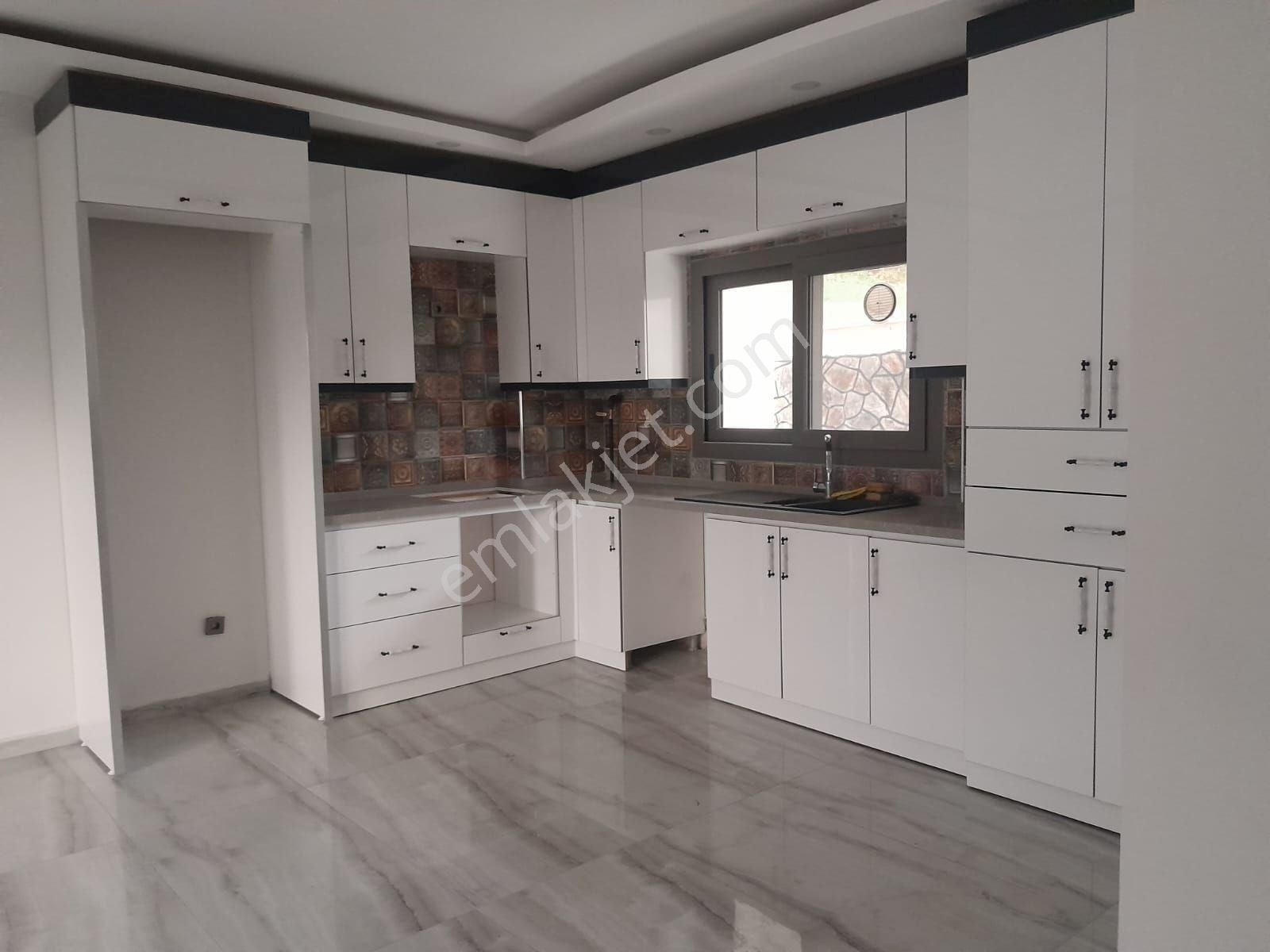 Kuşadası Kadınlar Denizi Satılık 4+1 Dublex Villa - Görsel 8