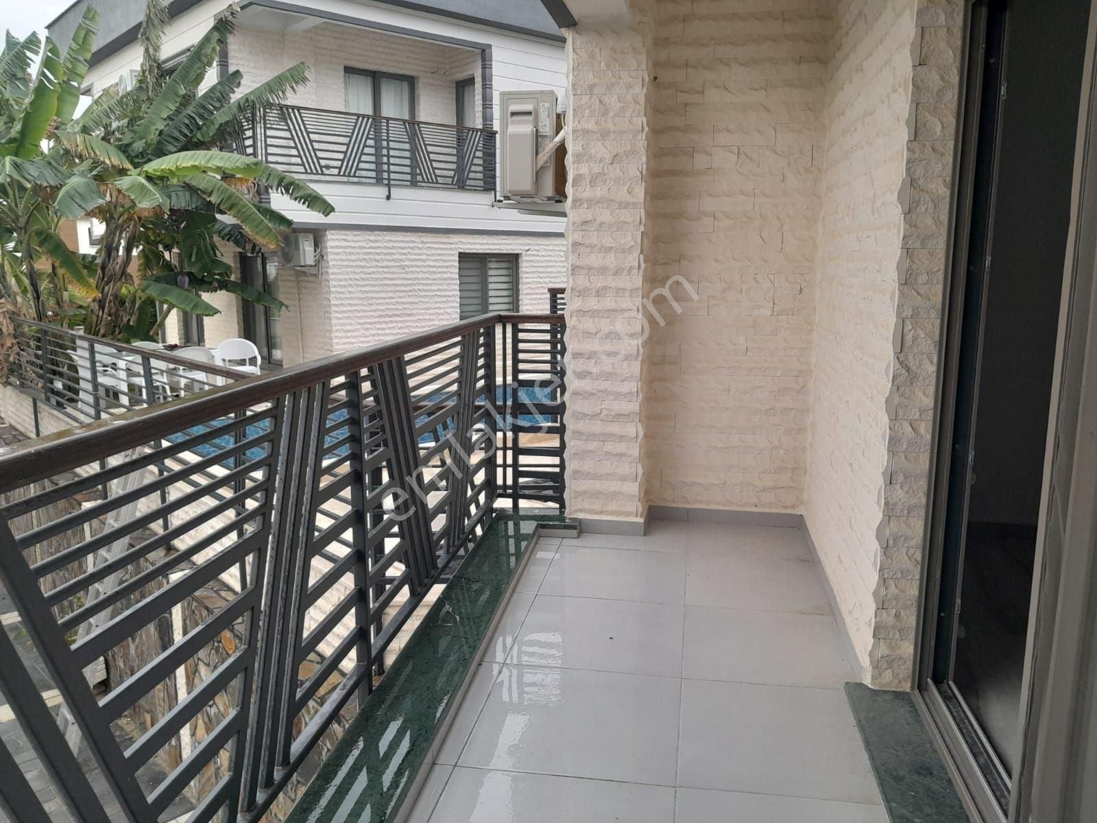 Kuşadası Kadınlar Denizi Satılık 4+1 Dublex Villa - Görsel 23