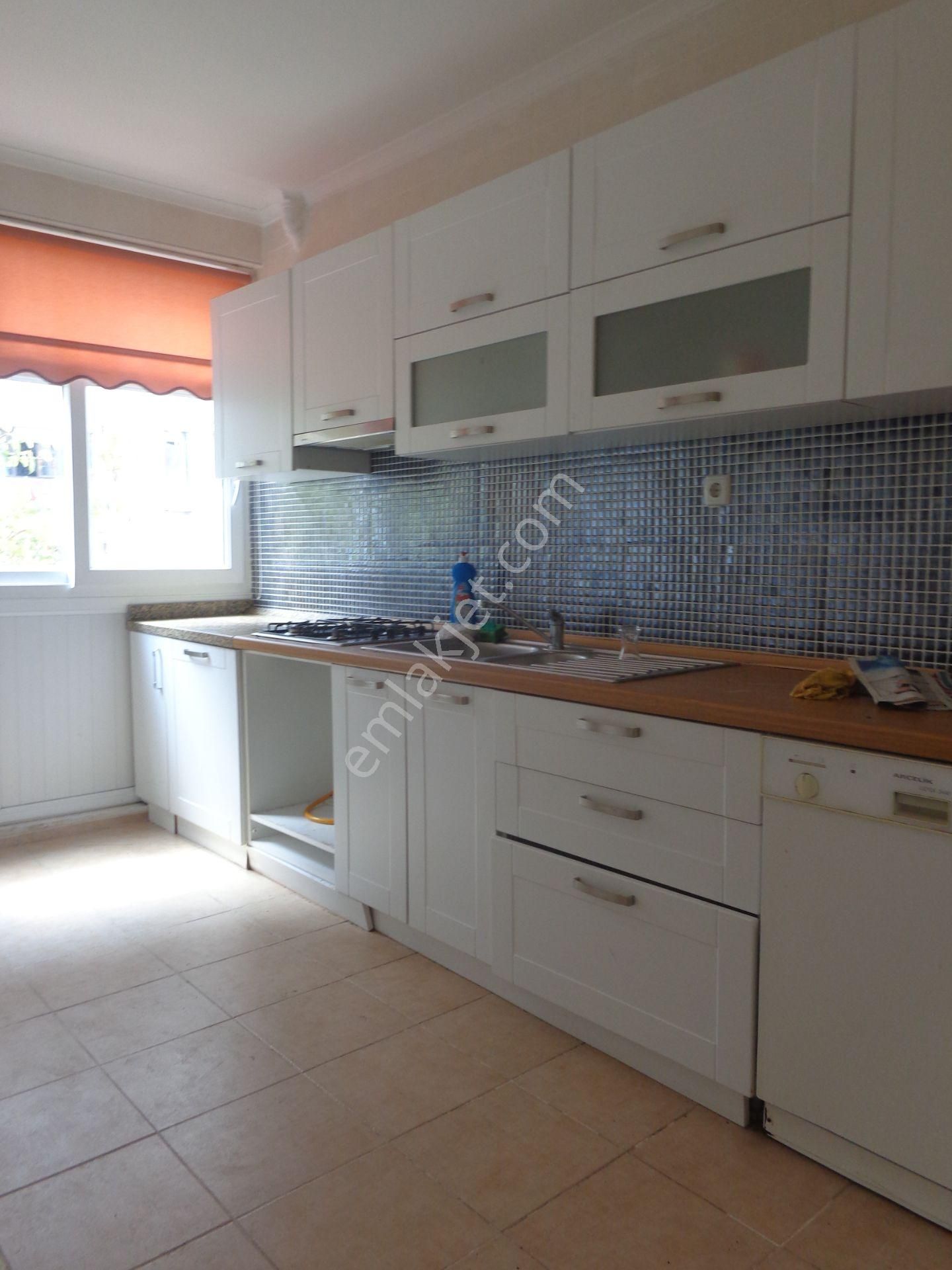 Zorlu Gayrimenkul'den Reşatbey'de Kiralık 3+1 Daire