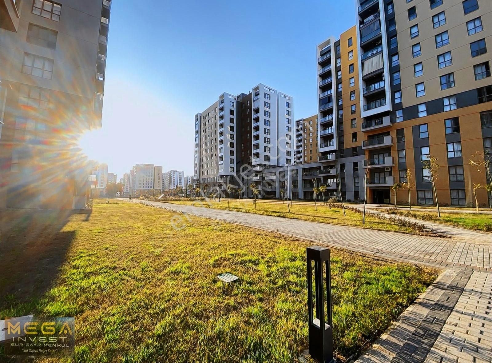 Mega İnvest'den Suryapı'da Satılık 2+1 106 M2 Daire