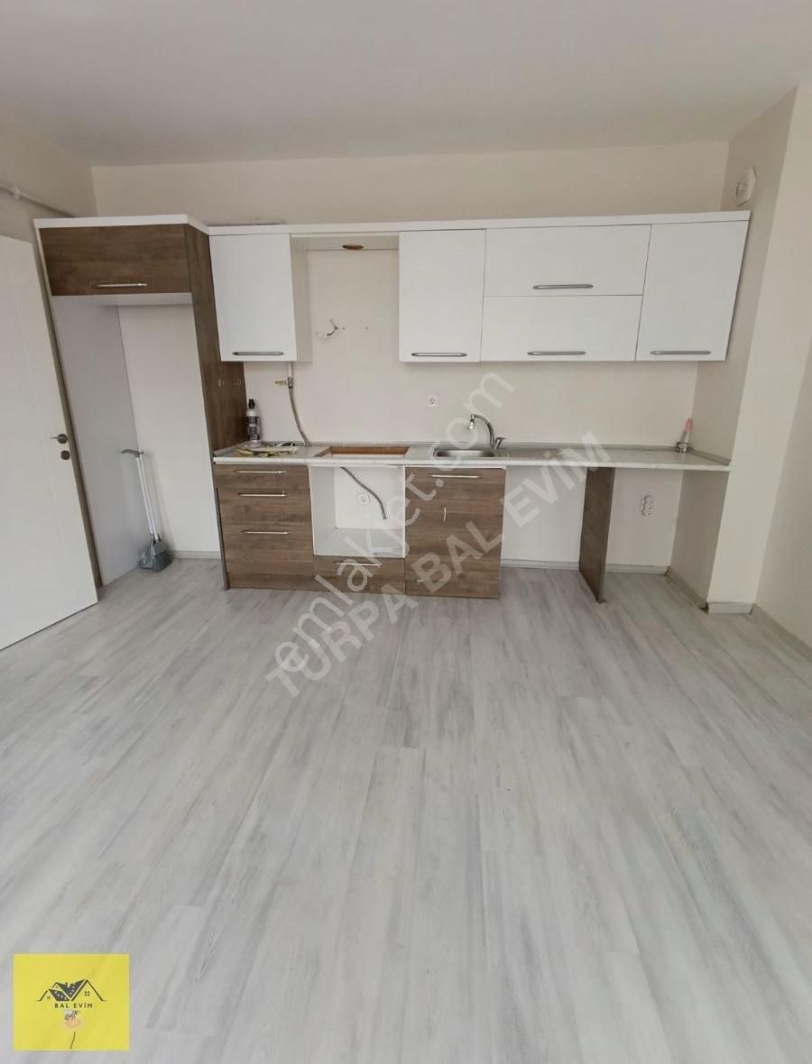 Çiğli Efecity Kiralık 1+1 Daire