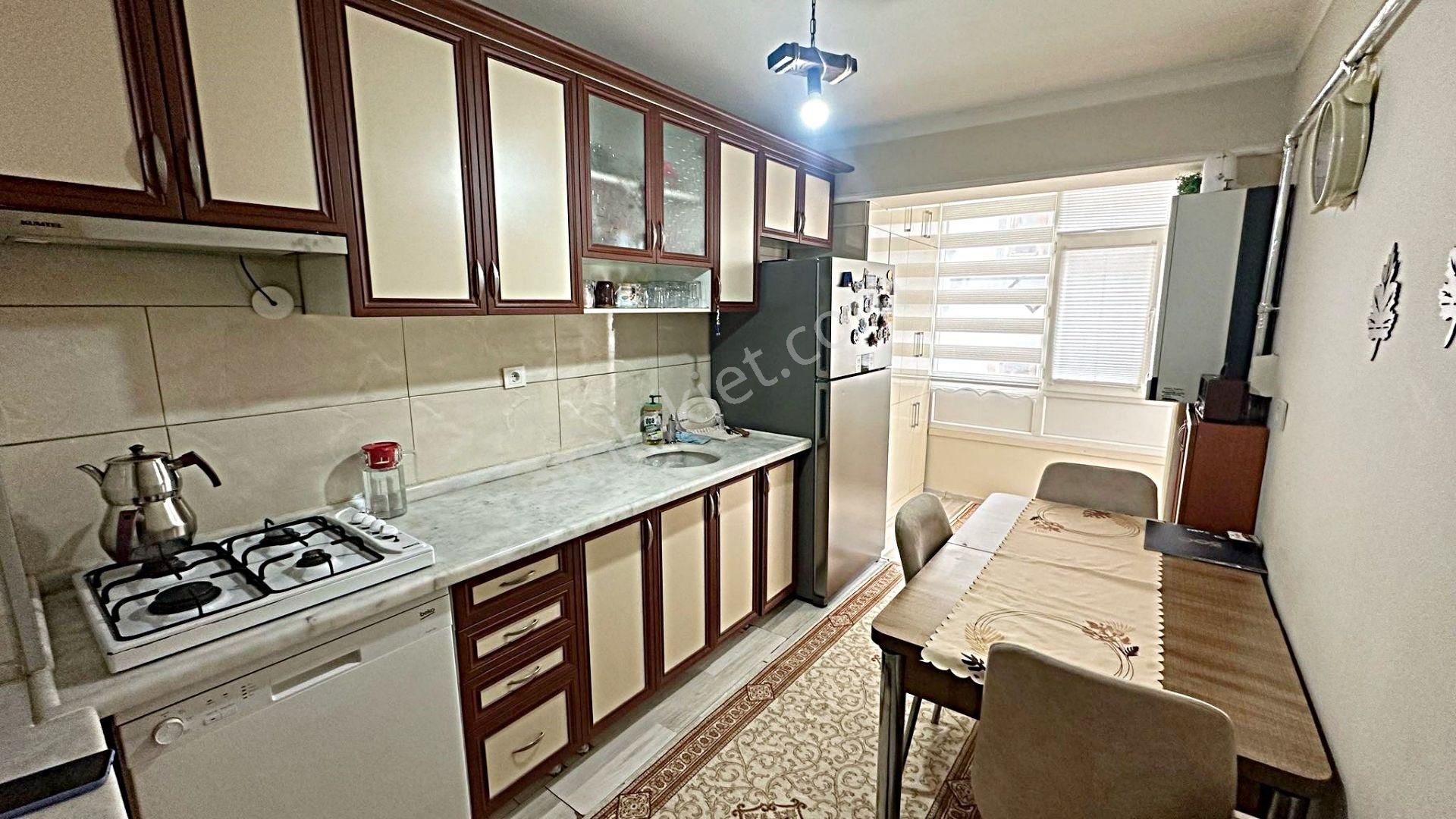 Mareşal Çak. Mah. 3+1 Asansörlü Ara Katta Cadde Üzeri Satılık Daire