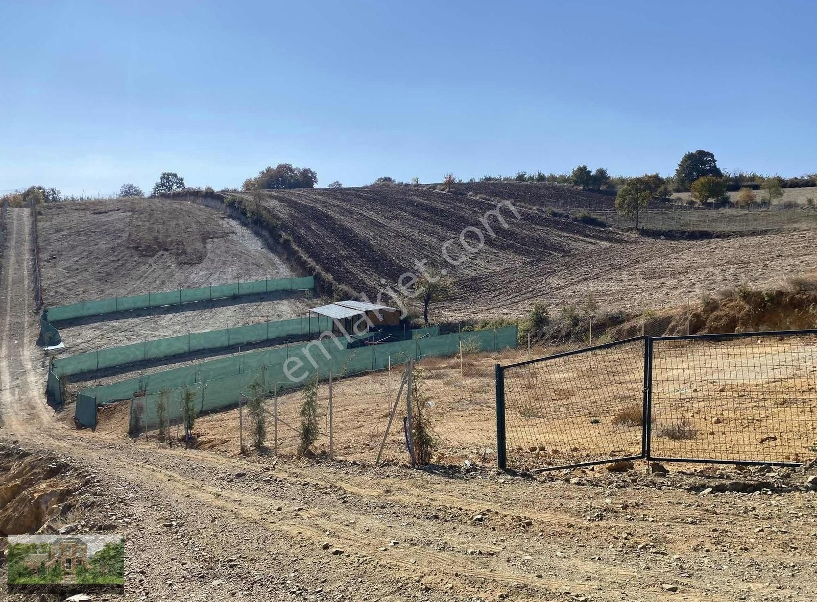Halhalca Da Satılık 800m2 Göl Manzaralı Tarlalar - Görsel 11