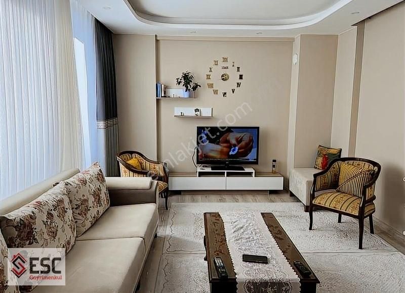 Esc'den Akdeniz Mh 2+1 D.gazlı Eşyalı Kiralık Daire Esc1523