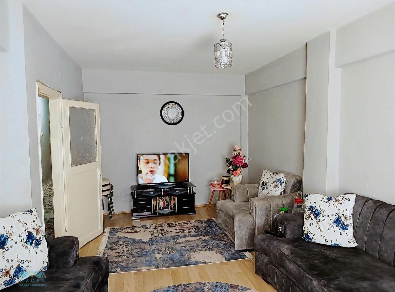 Özgen'den Satılık 3+1 Mükemmel Kiracılı Bahçe Kat Daire