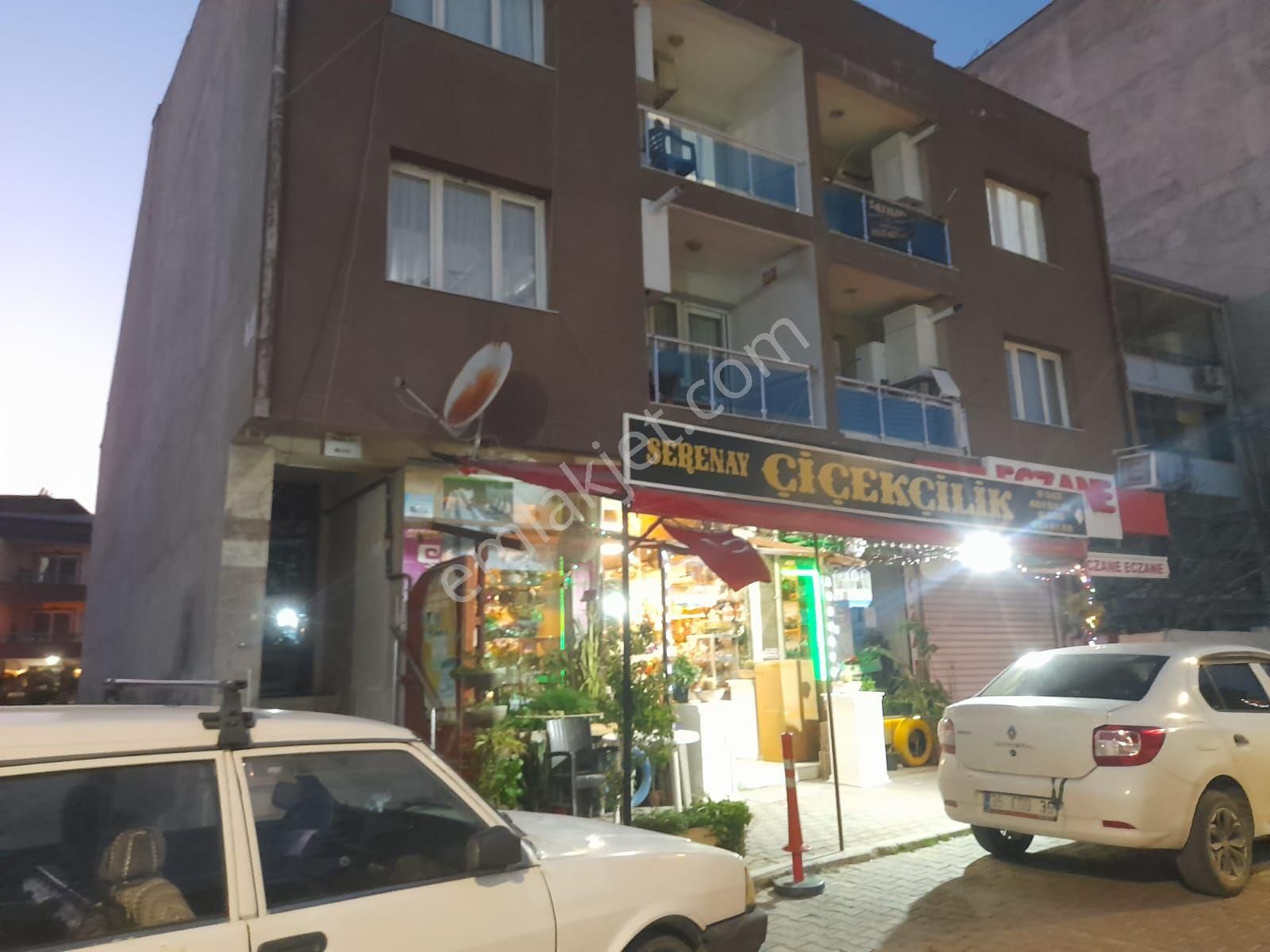 İnönü Mahallesinde Havuzlu Parkın Orada Ara Kat 2+1 Ve 98 M2 Satılık - Görsel 12