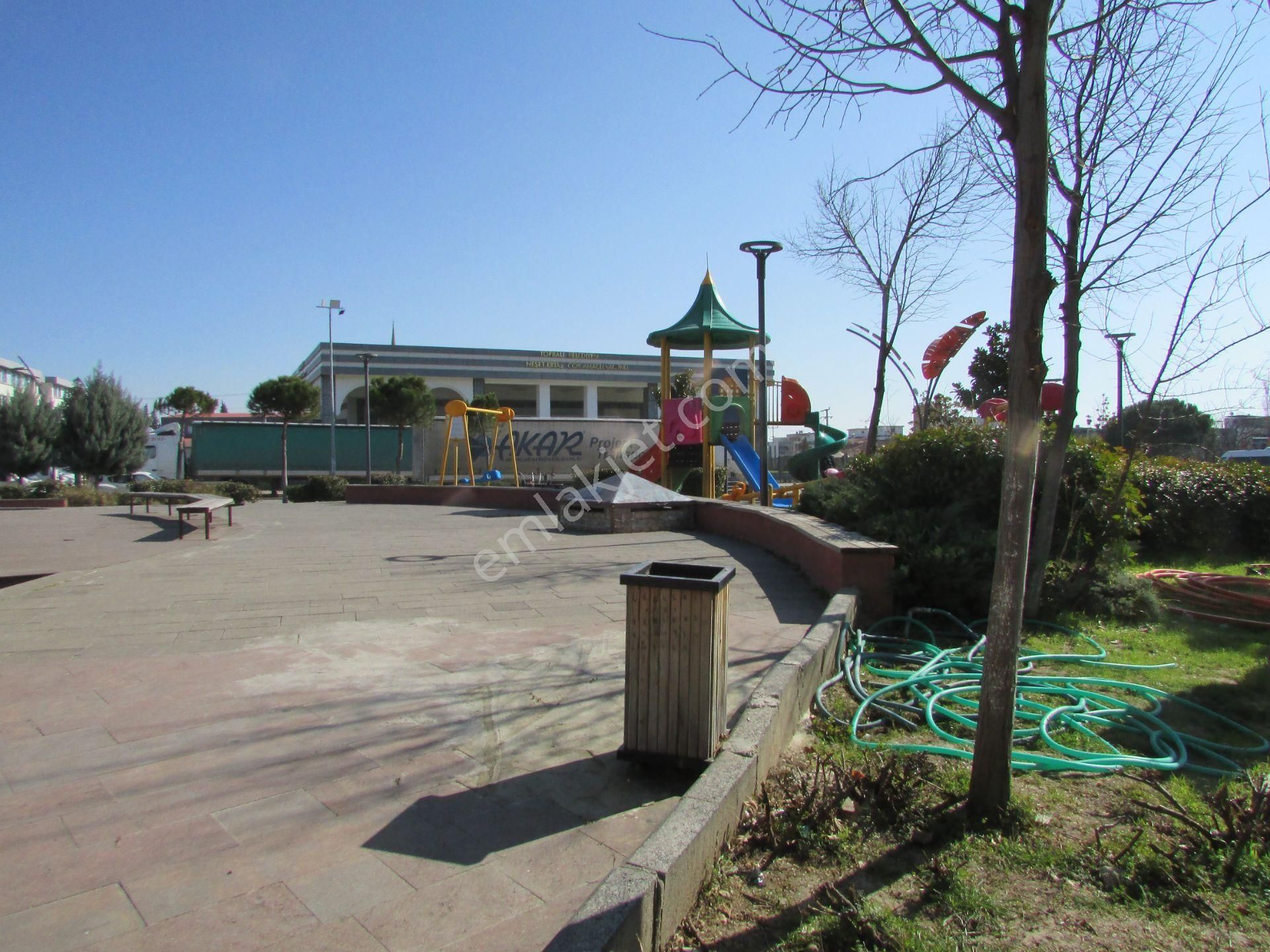 İnönü Mahallesinde Havuzlu Parkın Orada Ara Kat 2+1 Ve 98 M2 Satılık - Görsel 25