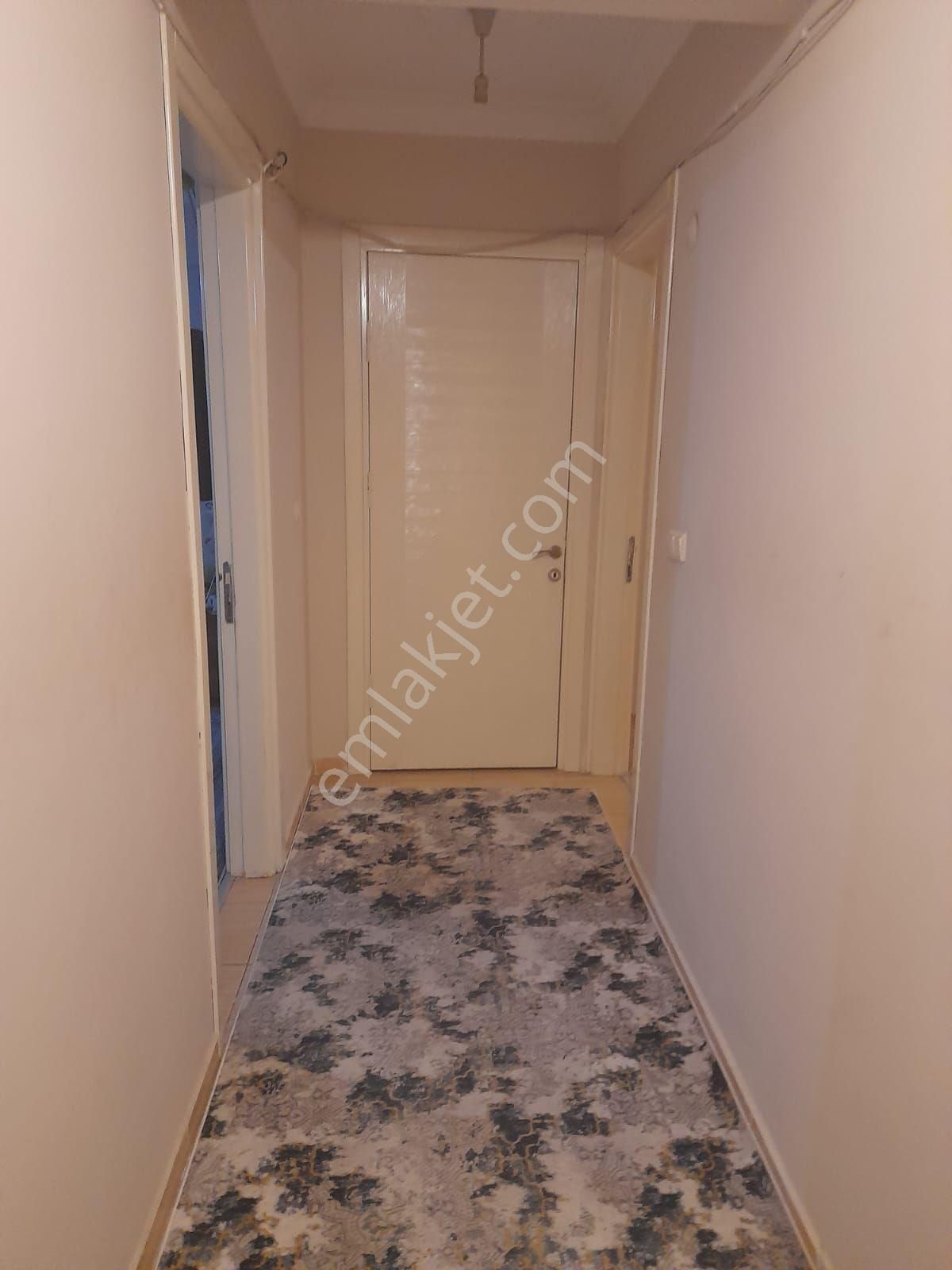 İnönü Mahallesinde Havuzlu Parkın Orada Ara Kat 2+1 Ve 98 M2 Satılık - Görsel 8