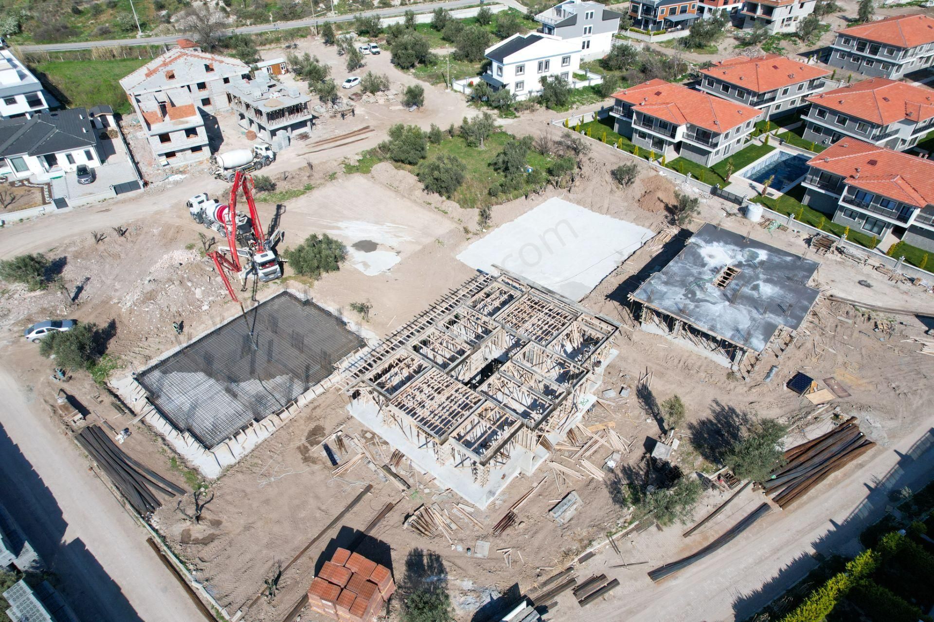 %60 Peşinle Merkezde Havuzlu Sitede 1+1 Daire