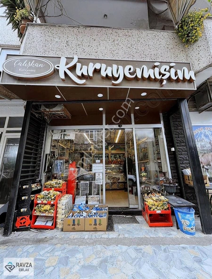 Ravza Emlaktan Devren Kiralık//satılık Merkezi Yerde Dükkan