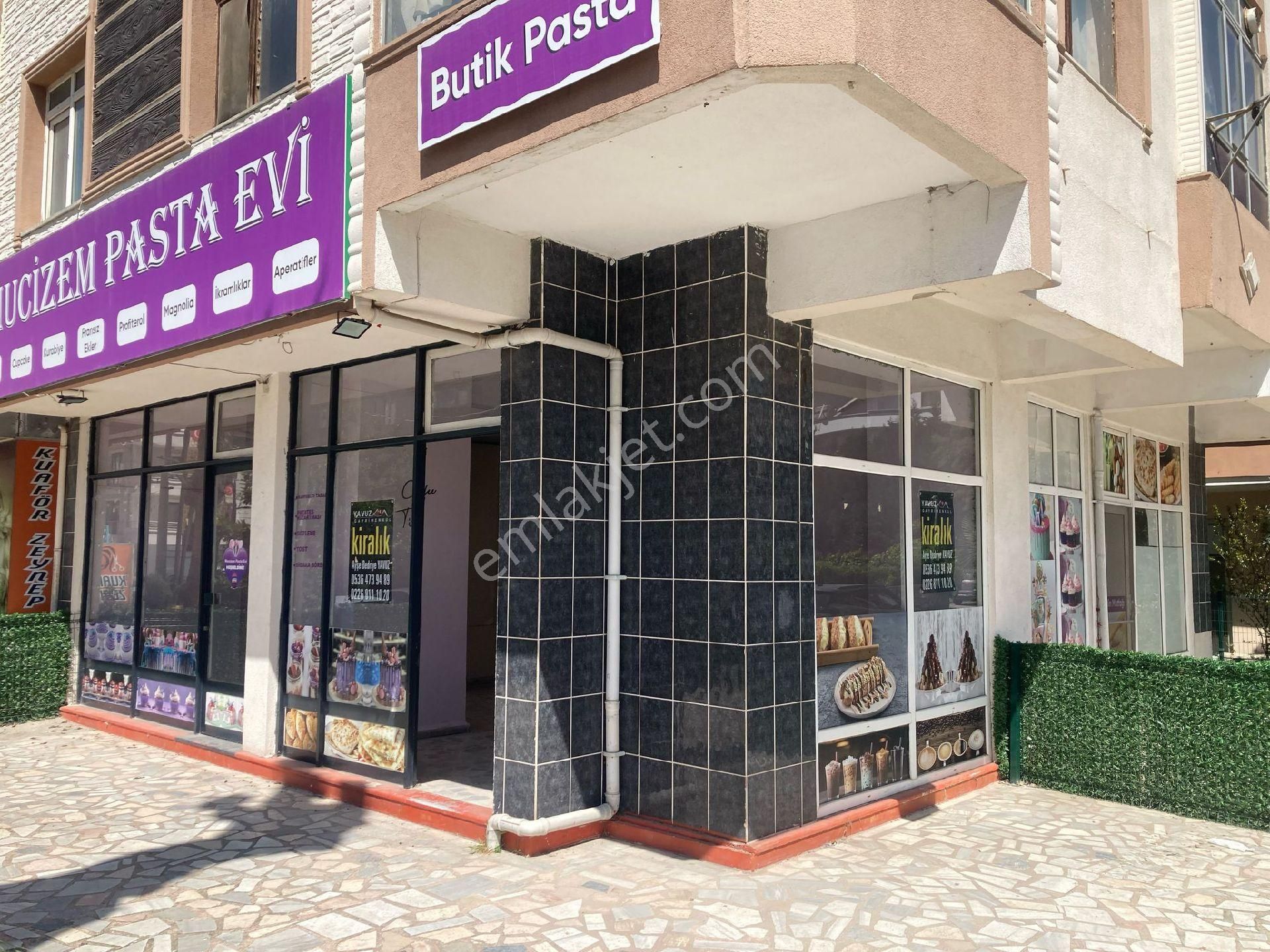 Yavuz Gayrimenkul'den Yalova Çiftlikköy'de Kiralık Dükkan