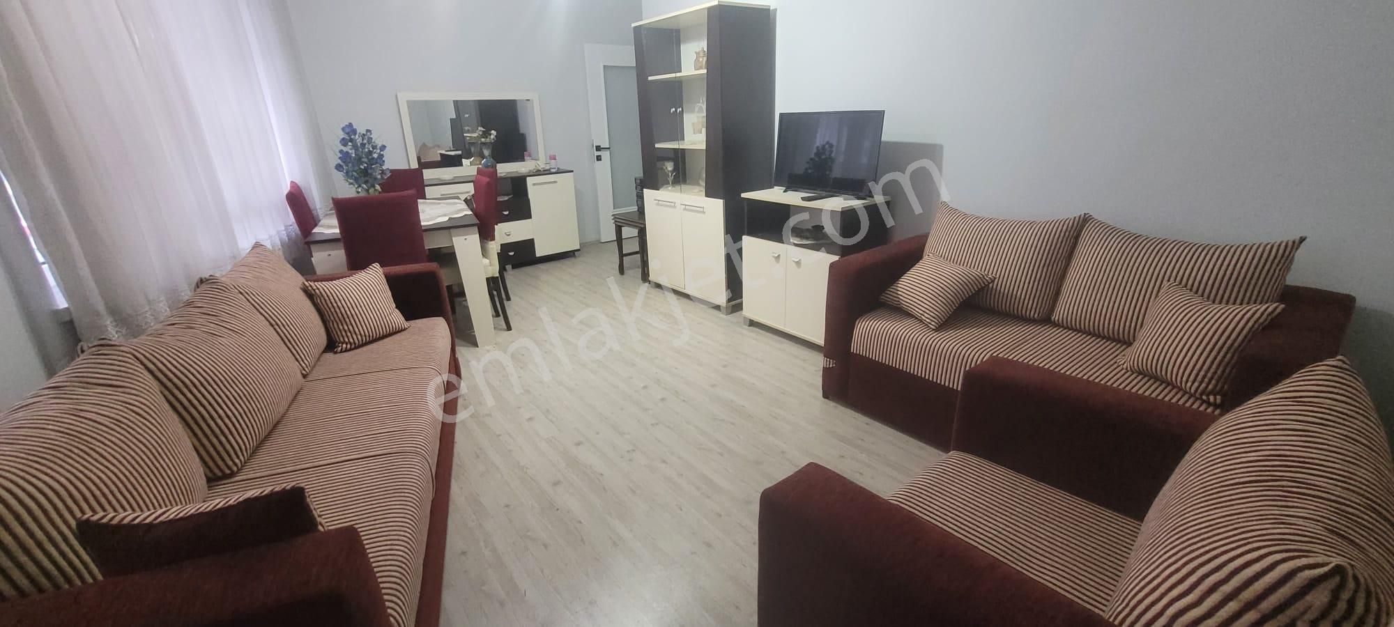 Bülbülderesi Cad 3+1 Bağımsız Salon 1.kat Full Eşyalı
