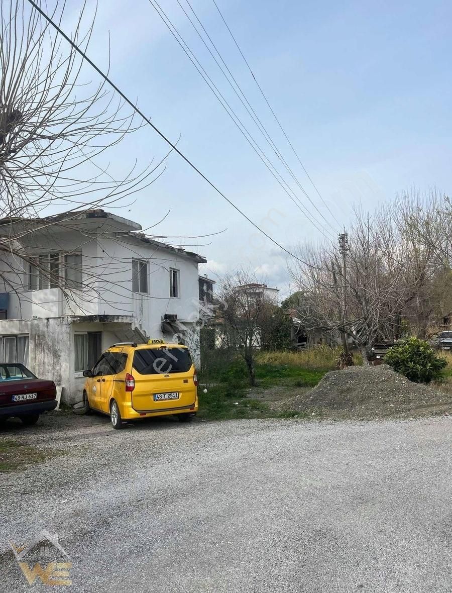 İçerisinde Evle Beraber Satılık %30 3 Kat İmarlı Arsa