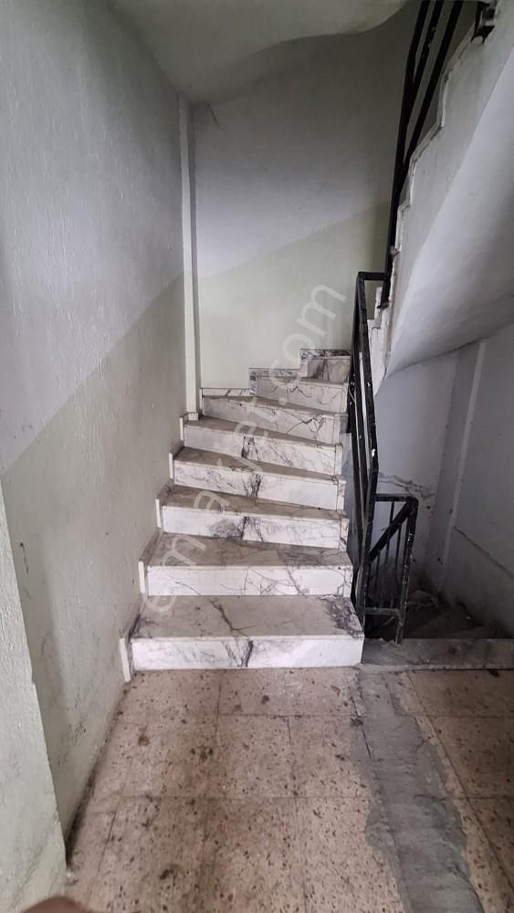Karabağlar / Aydın Mah. 3 Katlı Komple Satılık Bina - Görsel 32