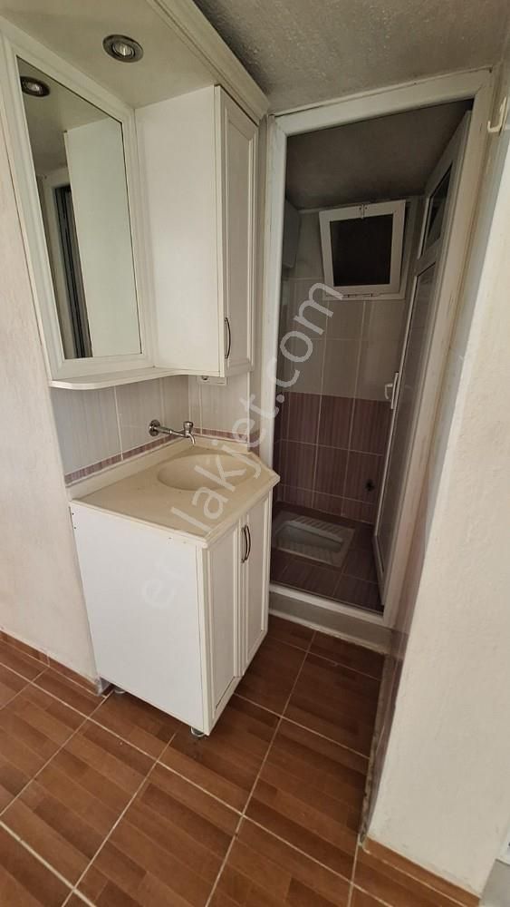 Karabağlar / Aydın Mah. 3 Katlı Komple Satılık Bina - Görsel 9
