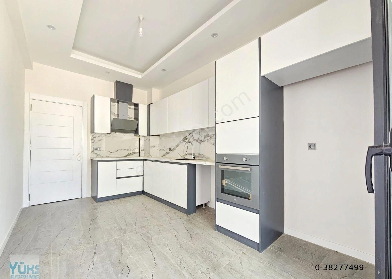 Denizli Çakmak Ta 2+1 120 M2 Önü Açık Lüks İşçilikte Satılık Daire
