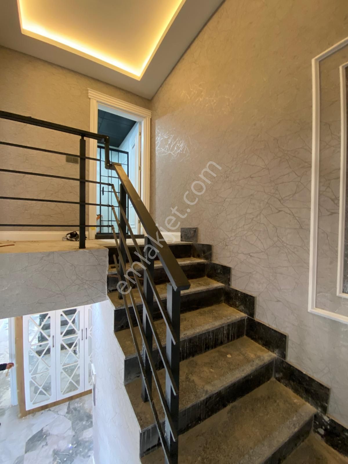 Torbalı Emlak'tan Torbalı Mah. 250m2 4+1 Dublex D.gazlı, Süper Lüks, Sıfır Dairelerimiz Satılıktır - Görsel 2