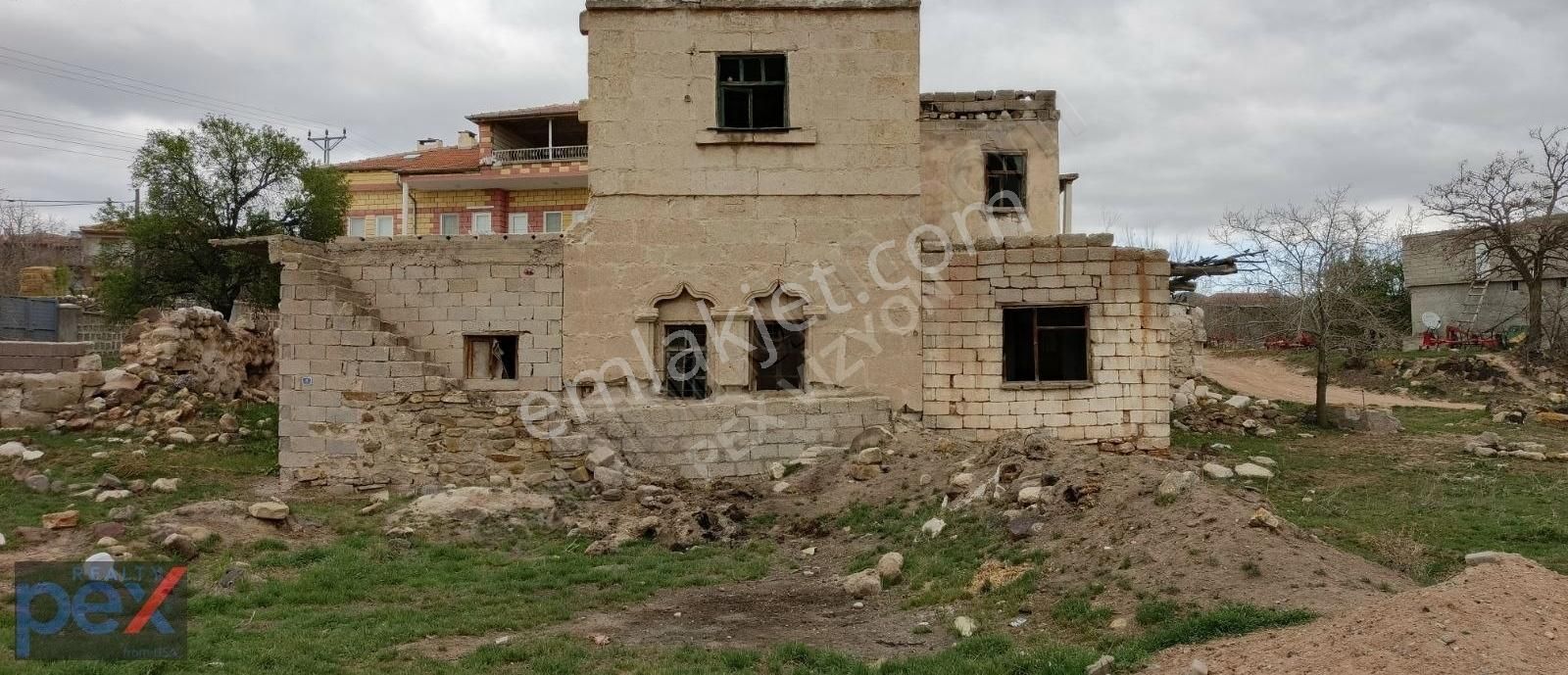 En Uygunu Yine ''es'' Den...