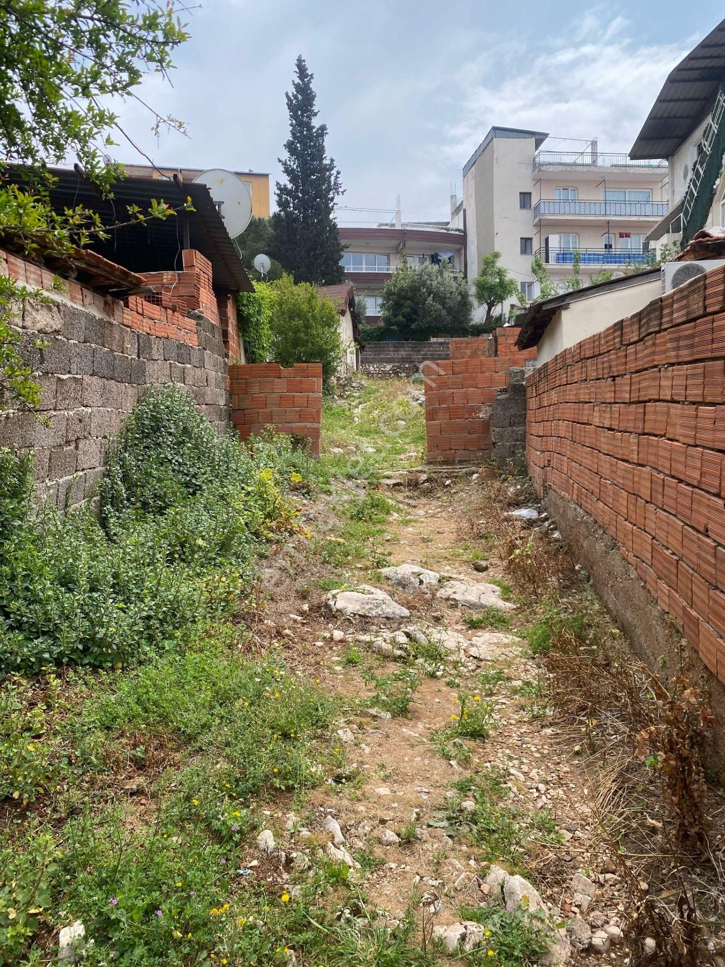 Acill Konak M.akif Mahallesinde Toros Meydan Yakını 497m2 Arsa İçerisinde Tek Katlı Müstakilev - Görsel 7