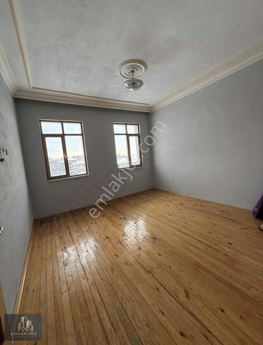 Mimarsinan Mah'de 3 Katlı Oturulacak Şekilde Teraslı Müstakil Ev - Görsel 3